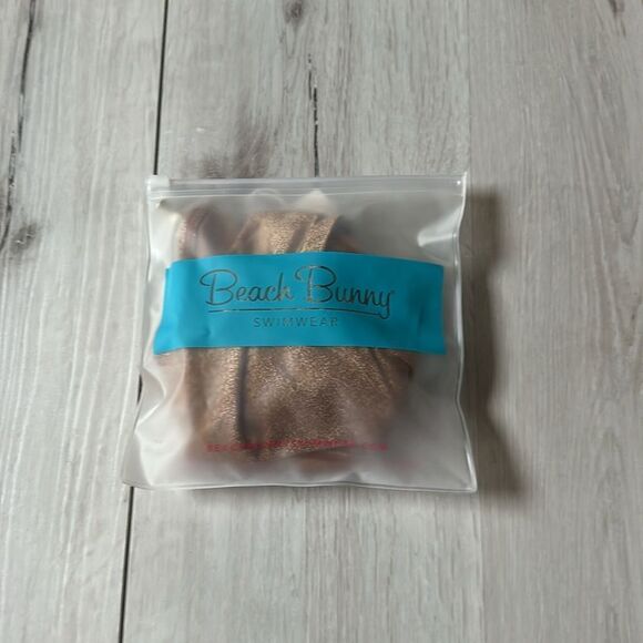 BEACH BUNNY EMMIE TIE SIDE BIKINI ROSEGOLD SMALL NWT in packaging - Picture 3 of 5